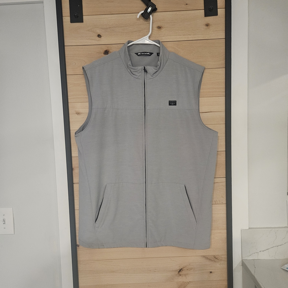 Travis Mathew Gray Sleeveless Vest XL